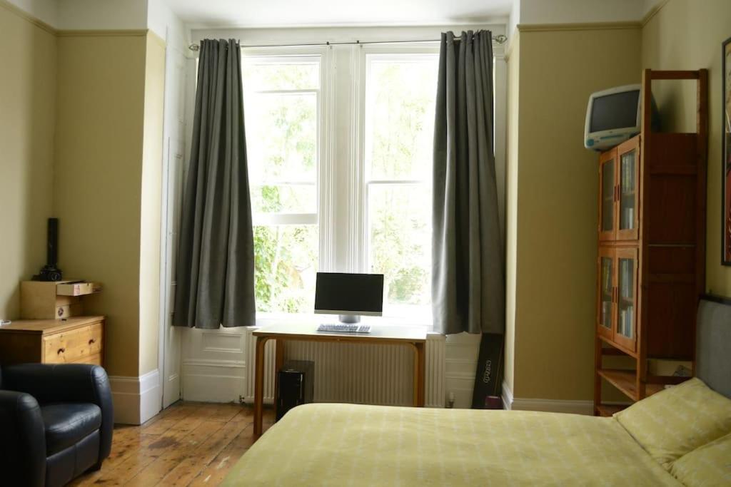 3br Duplex With Garden, Peaceful Brixton, 10min Tube * Londra