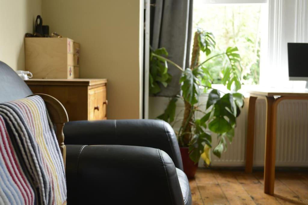 3br Duplex With Garden, Peaceful Brixton, 10min Tube Appartamento