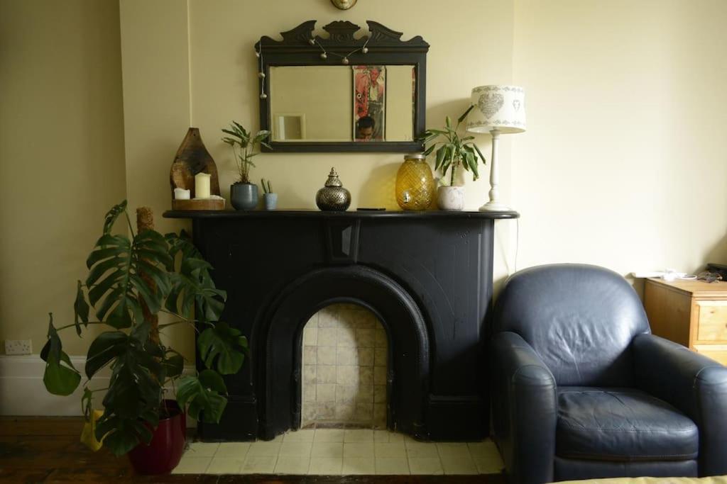 Appartamento 3br Duplex With Garden, Peaceful Brixton, 10min Tube Londra